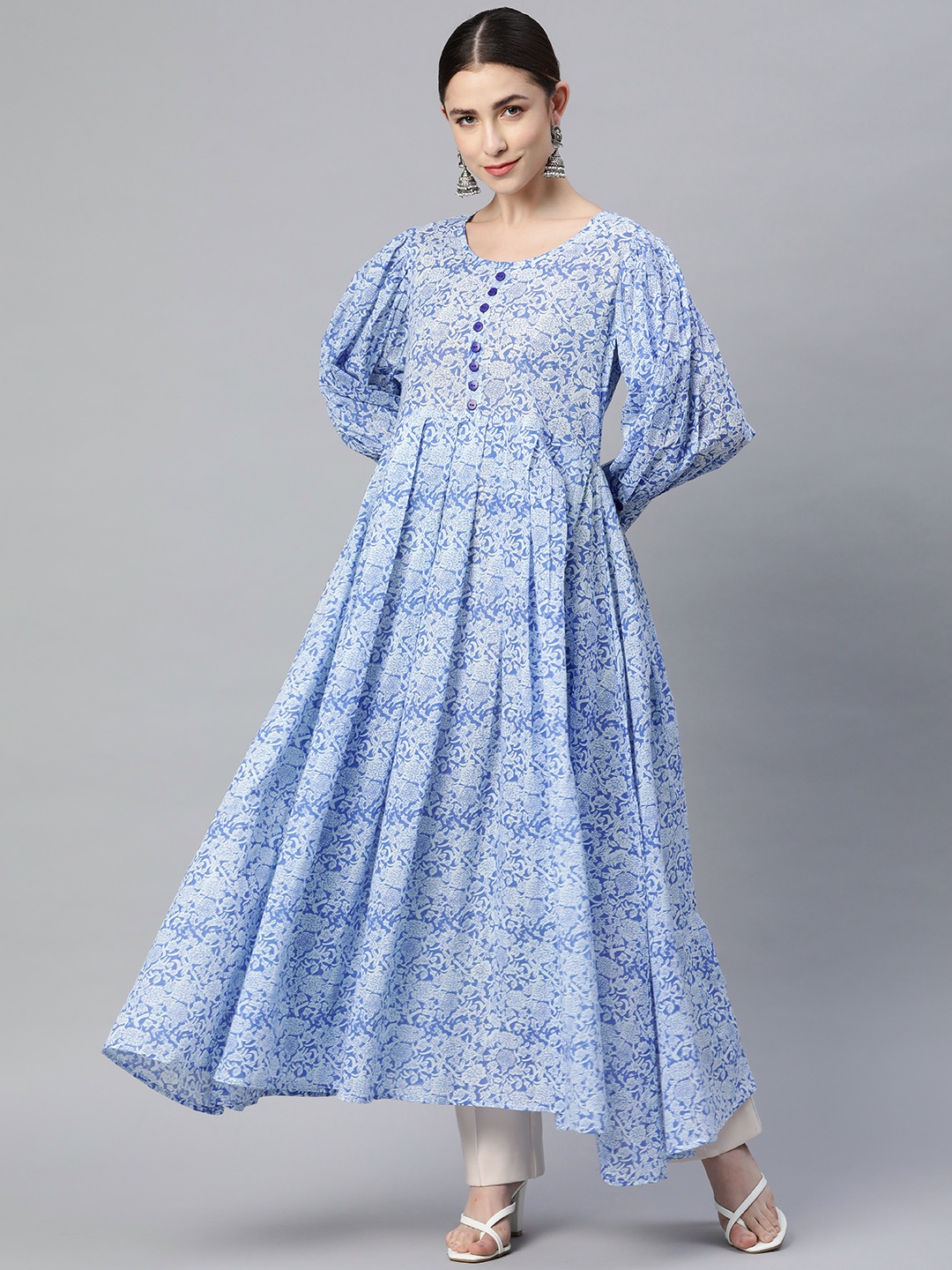 

mokshi Women Blue & White Ethnic Motifs Printed Anarkali Kurta