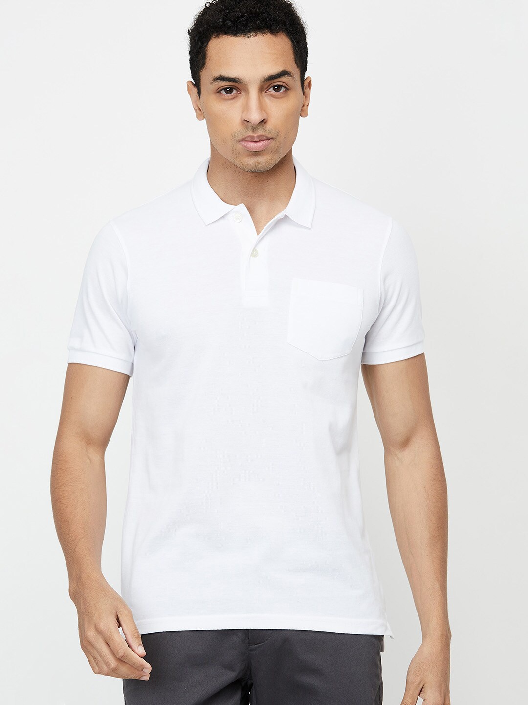 

max Men White Polo Collar T-shirt