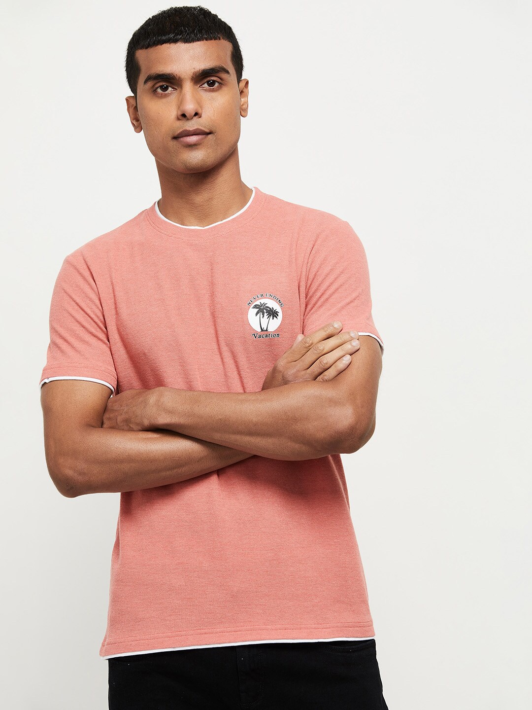

max Men Red T-shirt