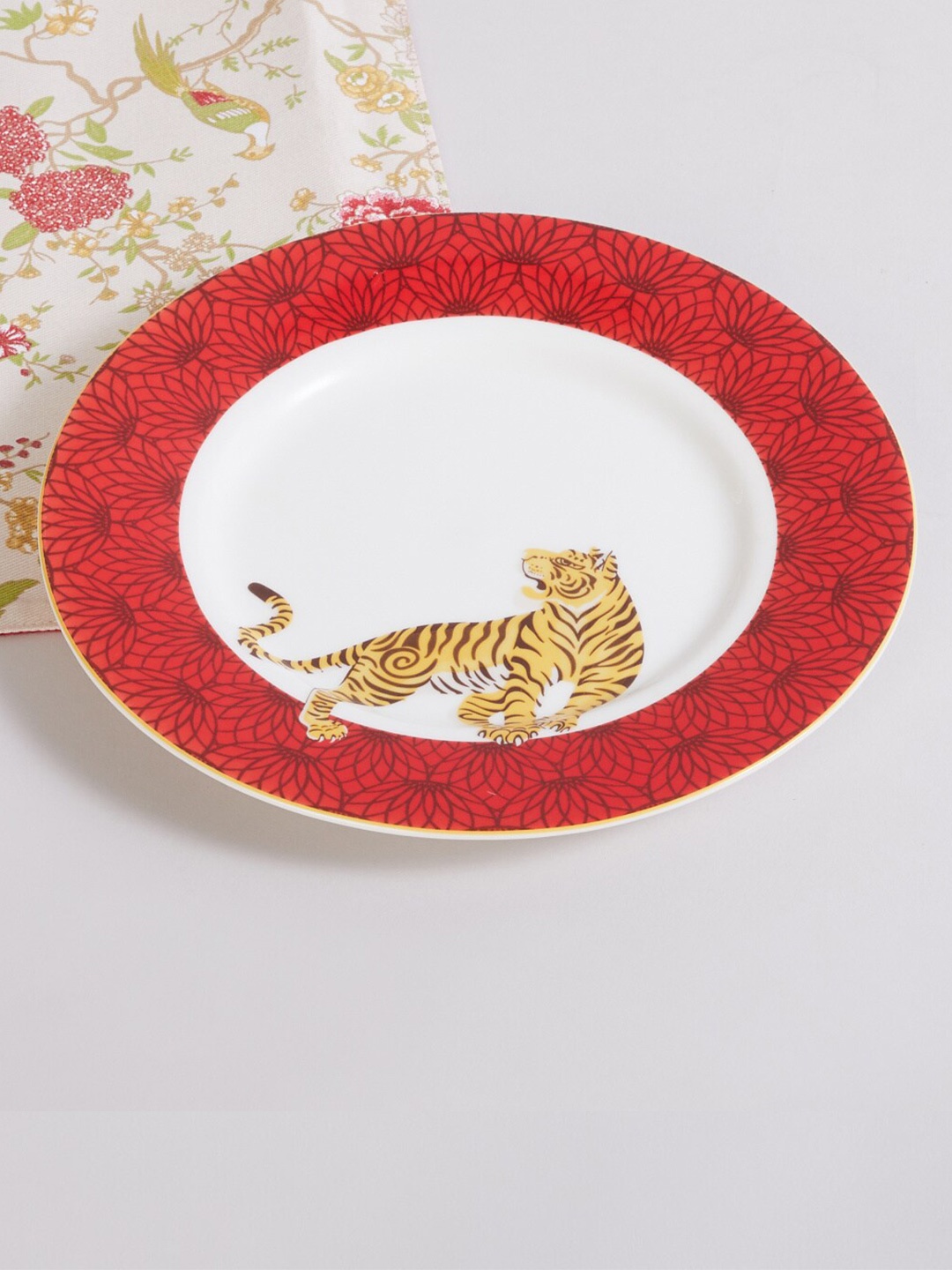 

Home Centre White & Red 1 Pieces Ethnic Motifs Printed Bone China Glossy Plates