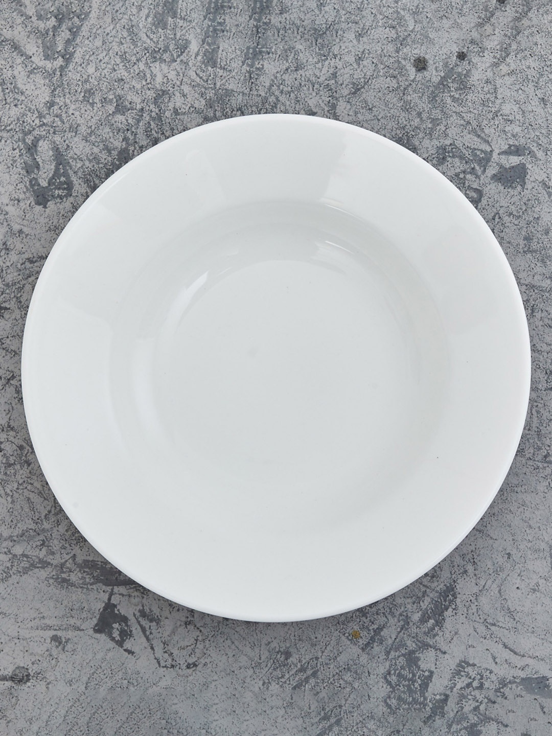 

Home Centre White & 1 Pieces Bone China Glossy Plates