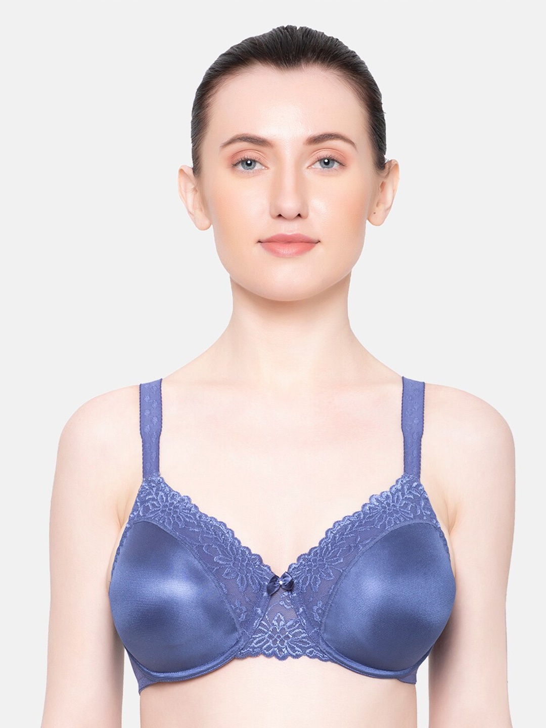 

Triumph Blue Ladyform Soft Seamless Non Padded 3D Underwired Minimizer Bra