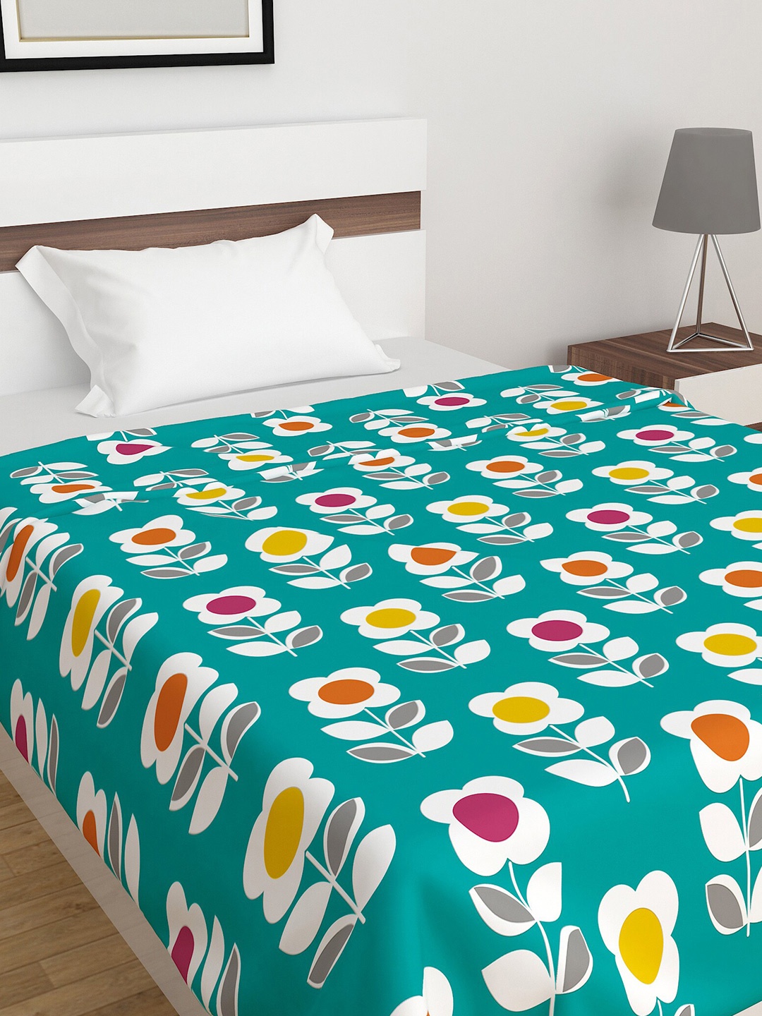 

Home Centre Everyday Essentials Green & Yellow Floral Mild Winter Cotton 210 GSM Double Bed Comforter