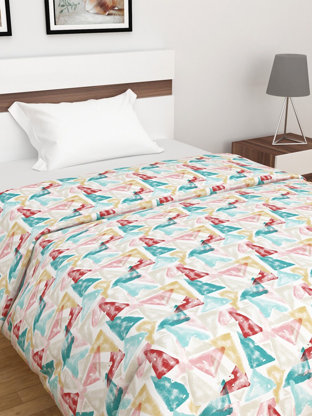 

Home Centre Multicoloured Mild Winter 90 GSM Abstract Single Bed Comforter, Multi