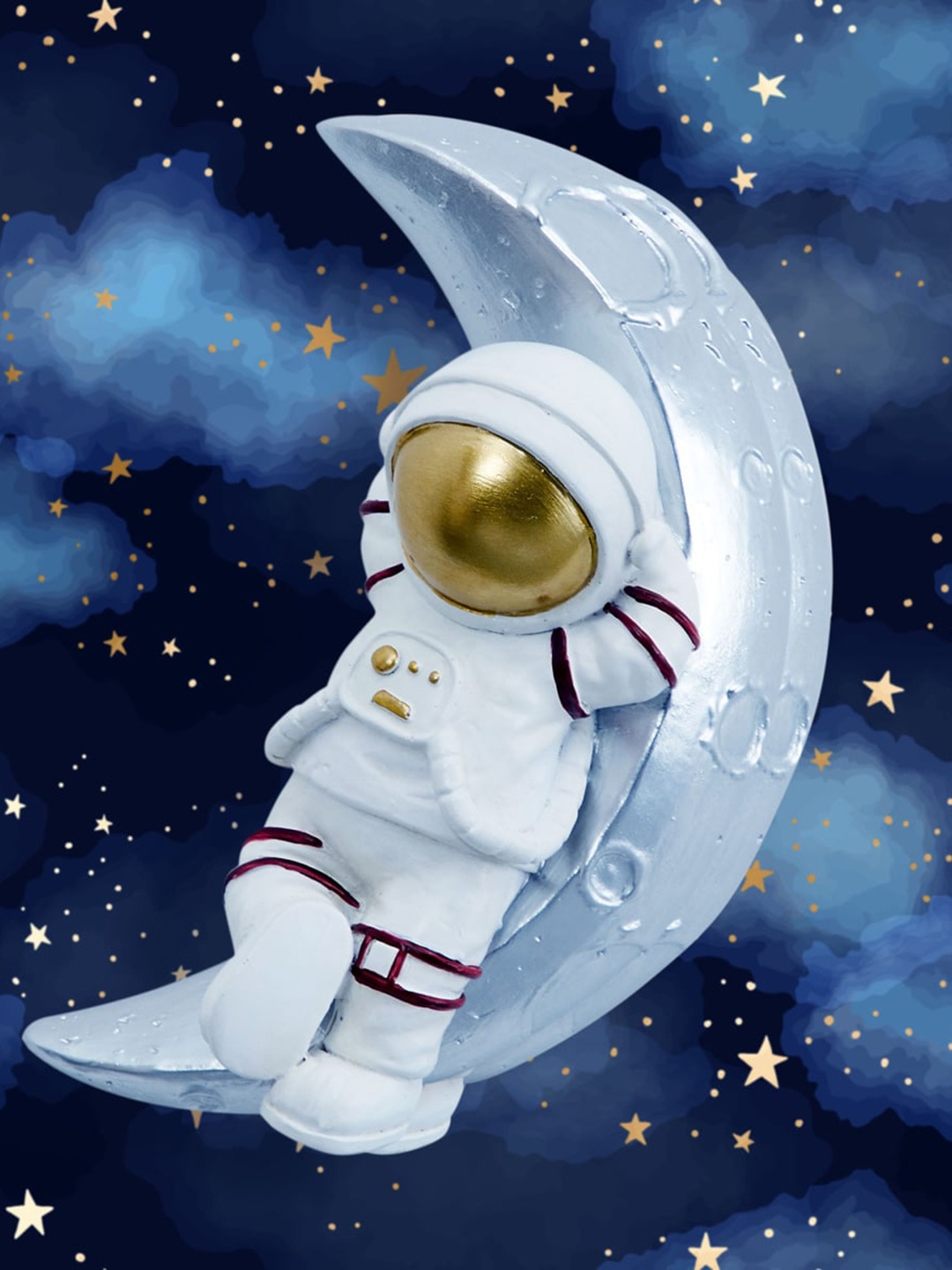 

Home Centre White & Gold-Toned Astronaut On Halfmoon Figurine