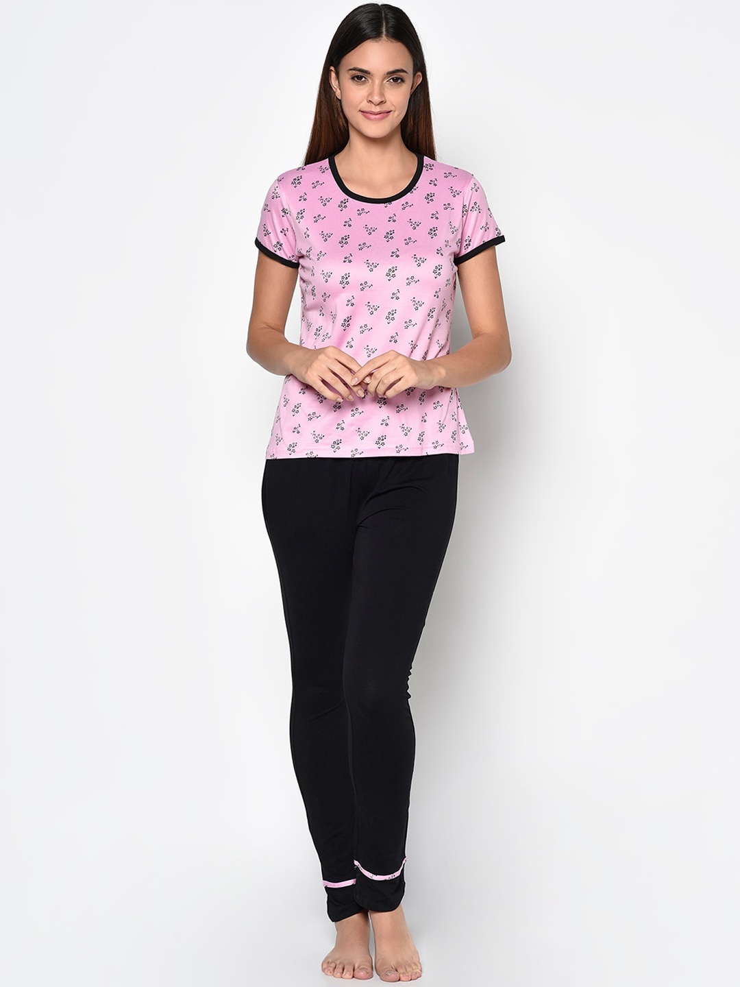 

CUSHYBEE Women Pink & Black Printed Pure Cotton Night suit