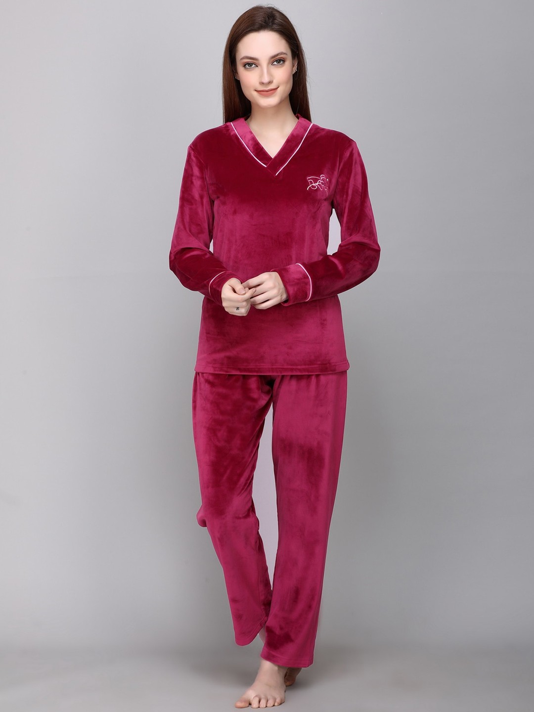 

CUSHYBEE Women Maroon Solid Night suit