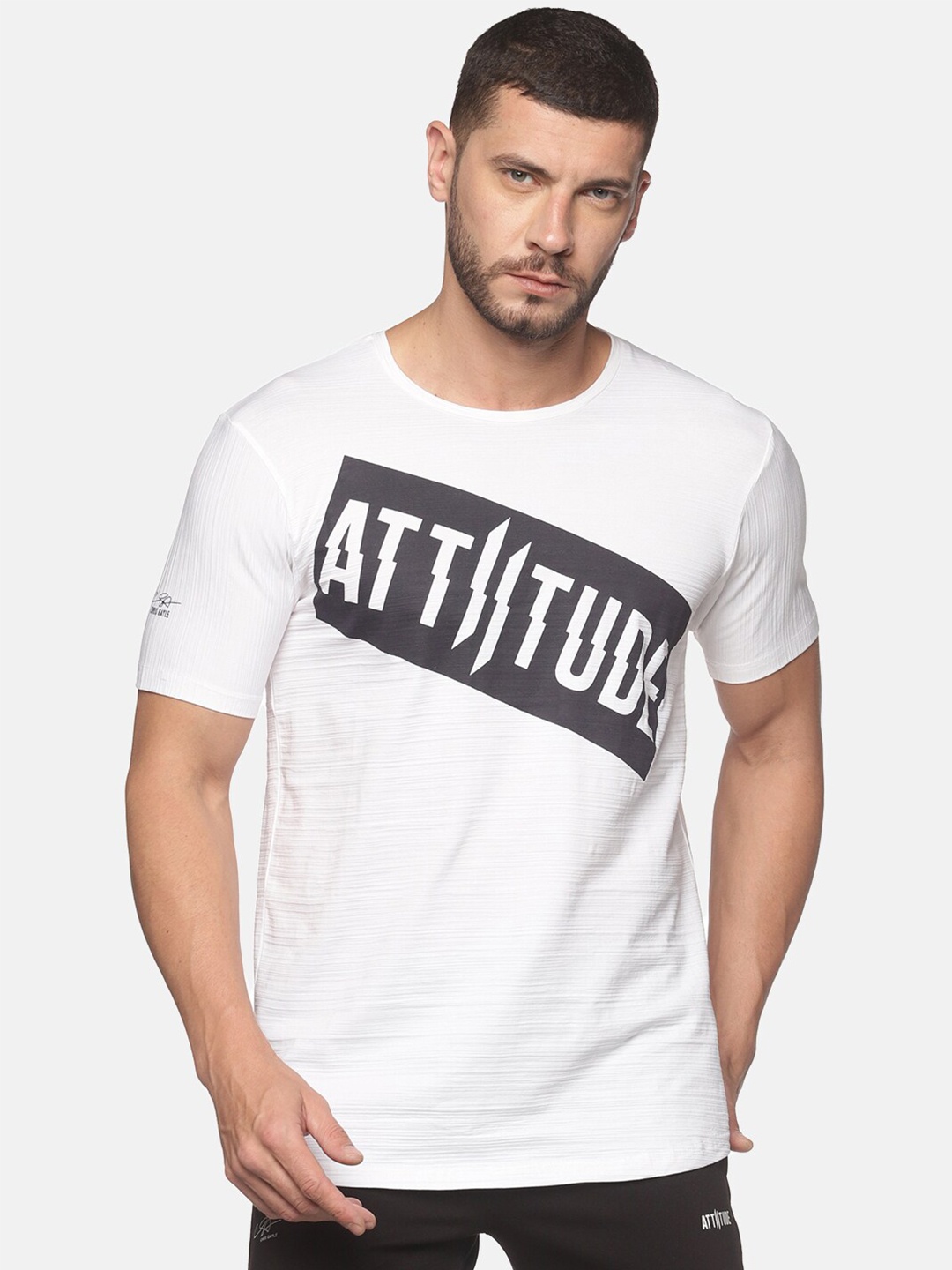 

ATTIITUDE Men White Brand Logo Printed Dri-FIT Pure Cotton Slim Fit T-shirt
