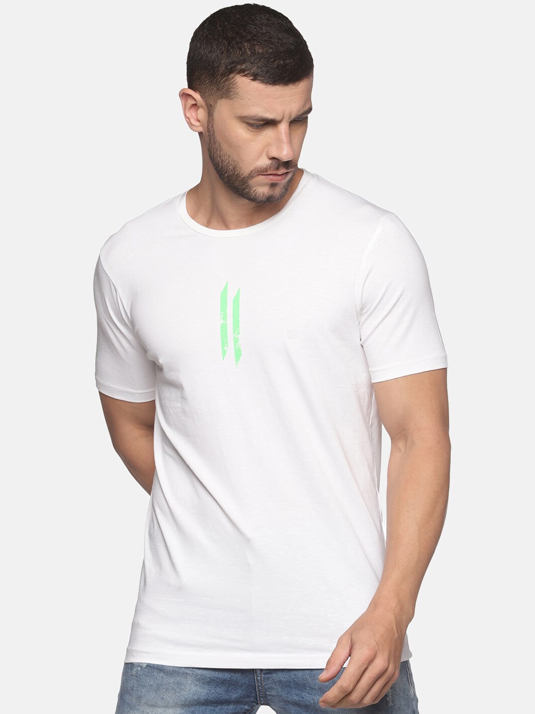 

ATTIITUDE Men White & Green Brand Logo Printed Dri-FIT Pure Cotton Slim Fit T-shirt