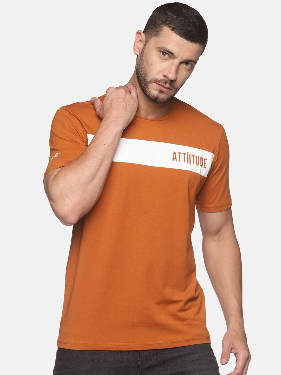

ATTIITUDE Men Tan Typography Colourblocked Dri-FIT Pure Cotton Slim Fit T-shirt