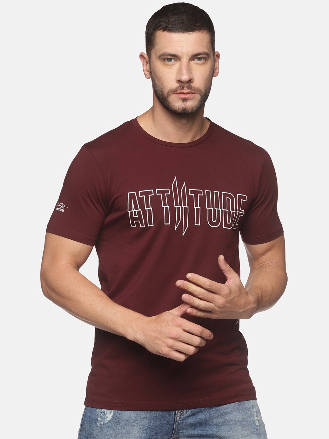 

ATTIITUDE Men Burgundy Typography Printed Dri-FIT Slim Fit T-shirt