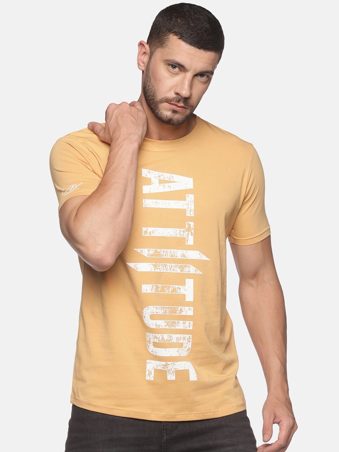

ATTIITUDE Men Beige Typography Printed ClimaCool Slim Fit T-shirt