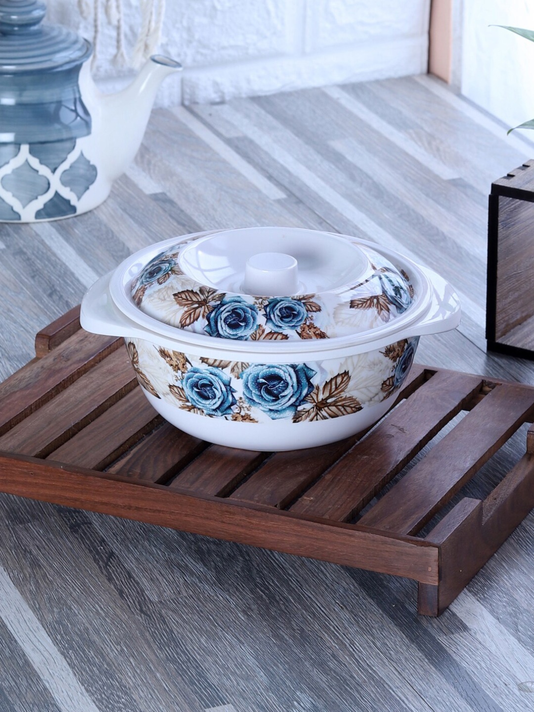 

CDI White & Red 4 Pieces Printed Melamine Glossy Bowls