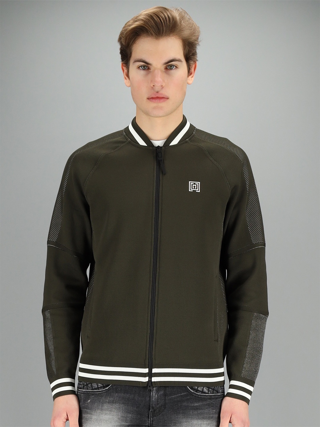 

FREESOUL Men Green Solid Sweatshirt