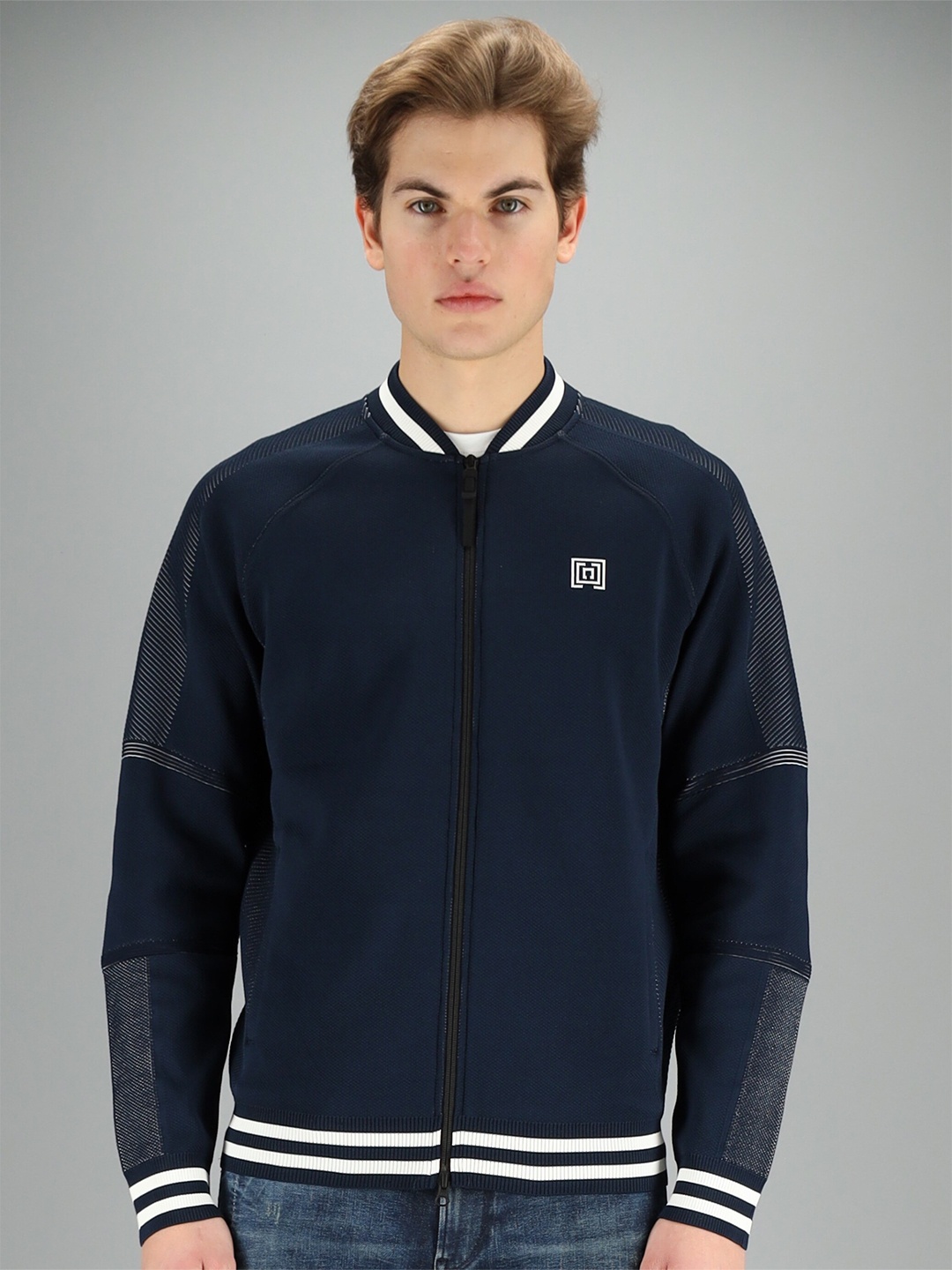 

FREESOUL Men Blue Sweatshirt