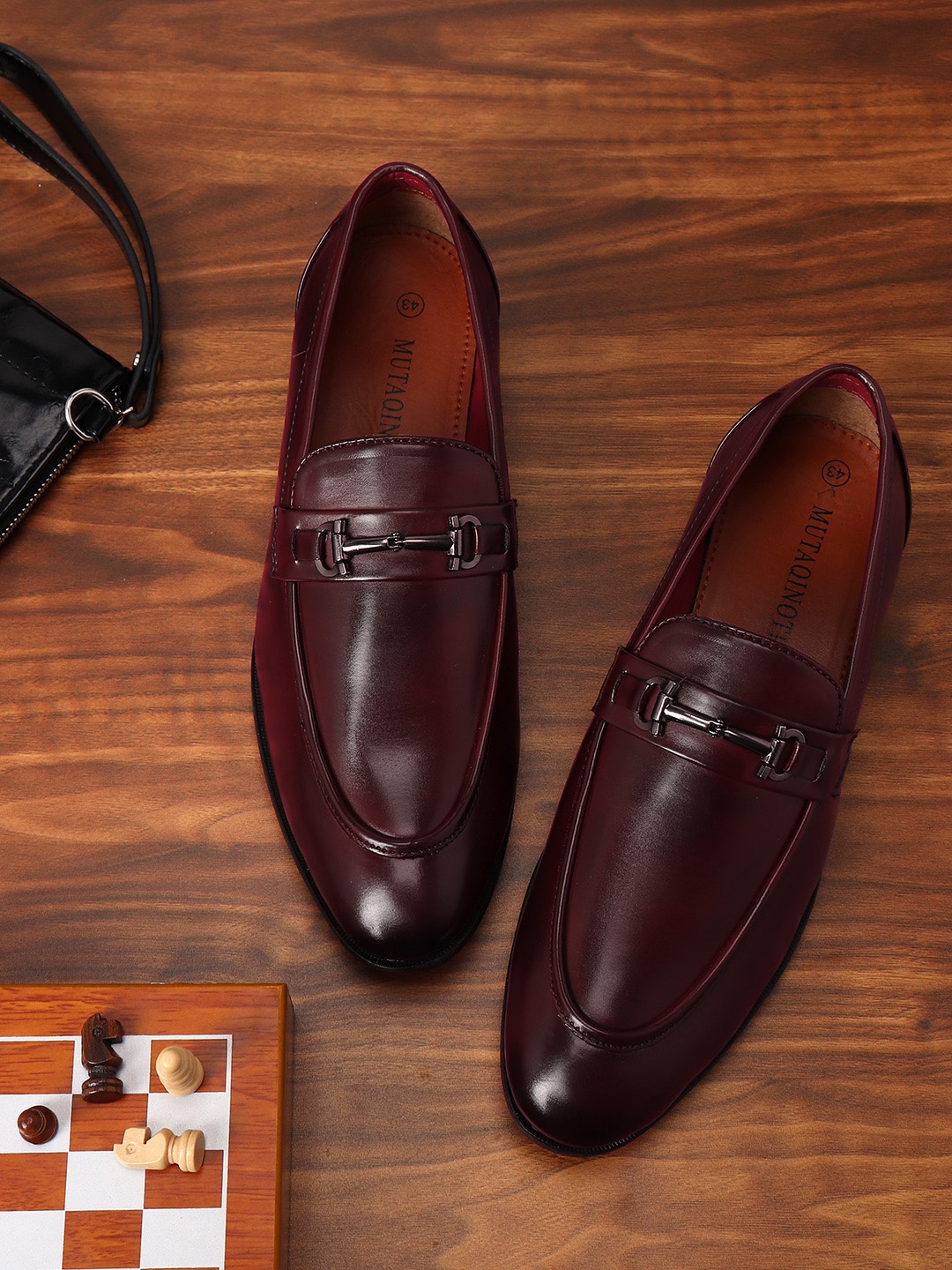 

MUTAQINOTI Men Burgundy Solid Formal Loafers