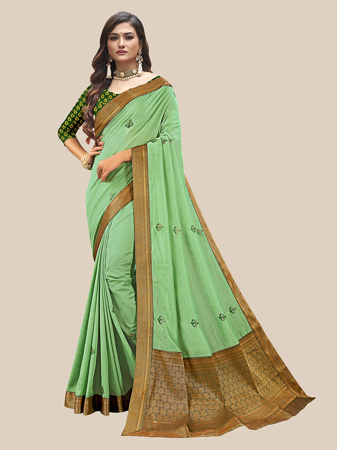 

UNITED LIBERTY Lime Green & Gold-Toned Floral Embroidered Art Silk Saree
