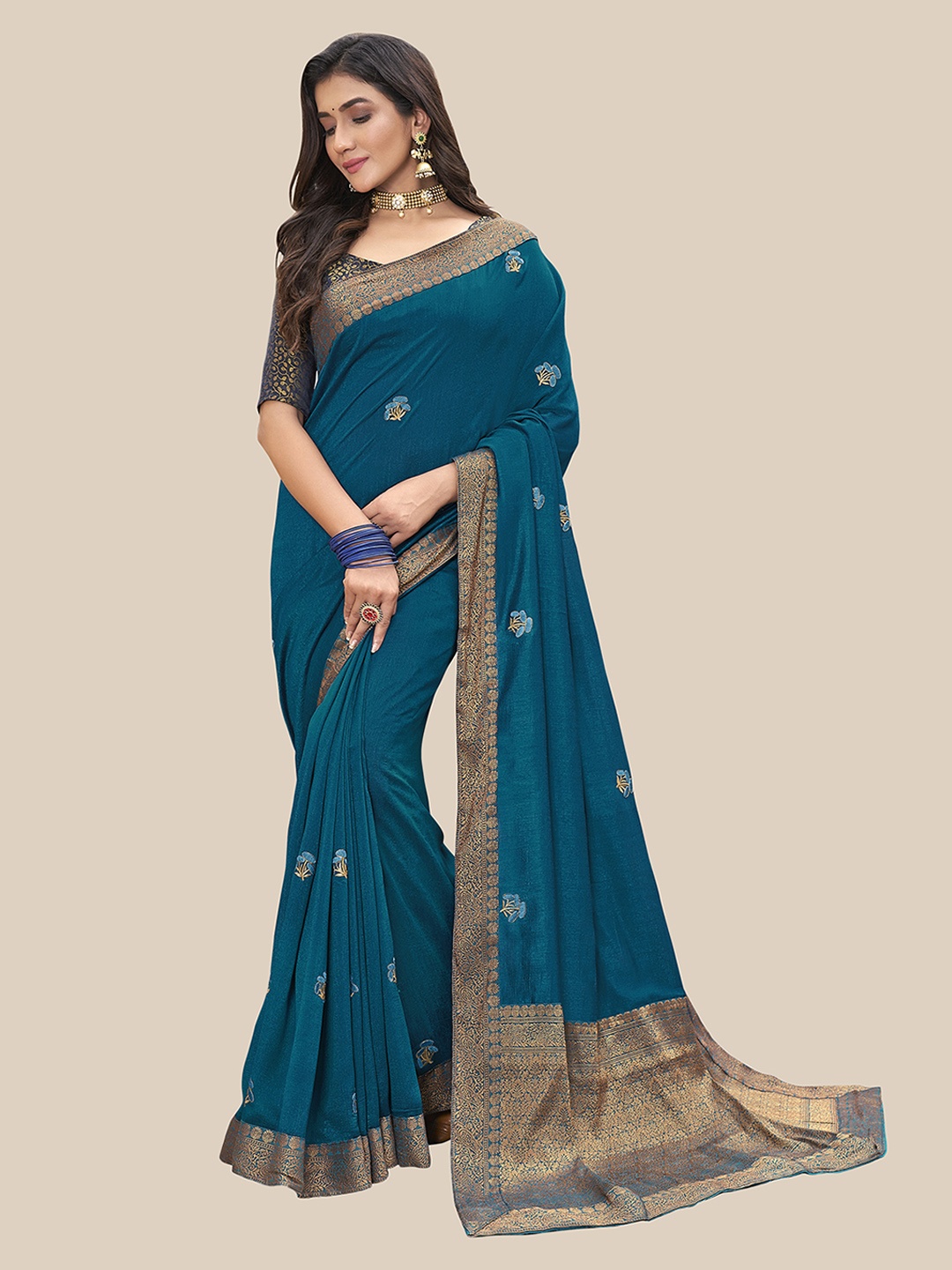 

UNITED LIBERTY Teal & Gold-Toned Floral Embroidered Art Silk Block Print Saree