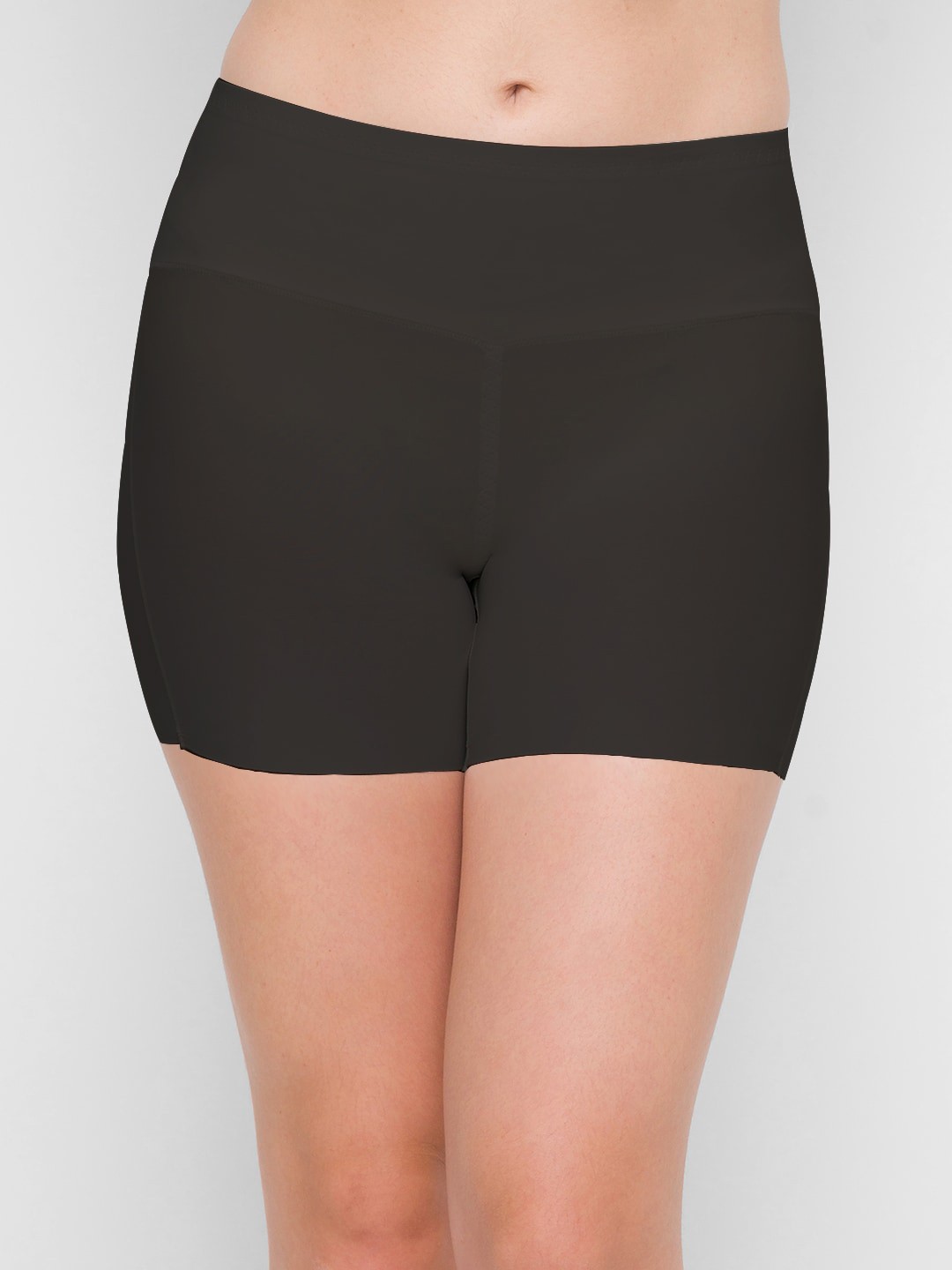 

FashionRack Women Black Solid Seamless Boy Shorts