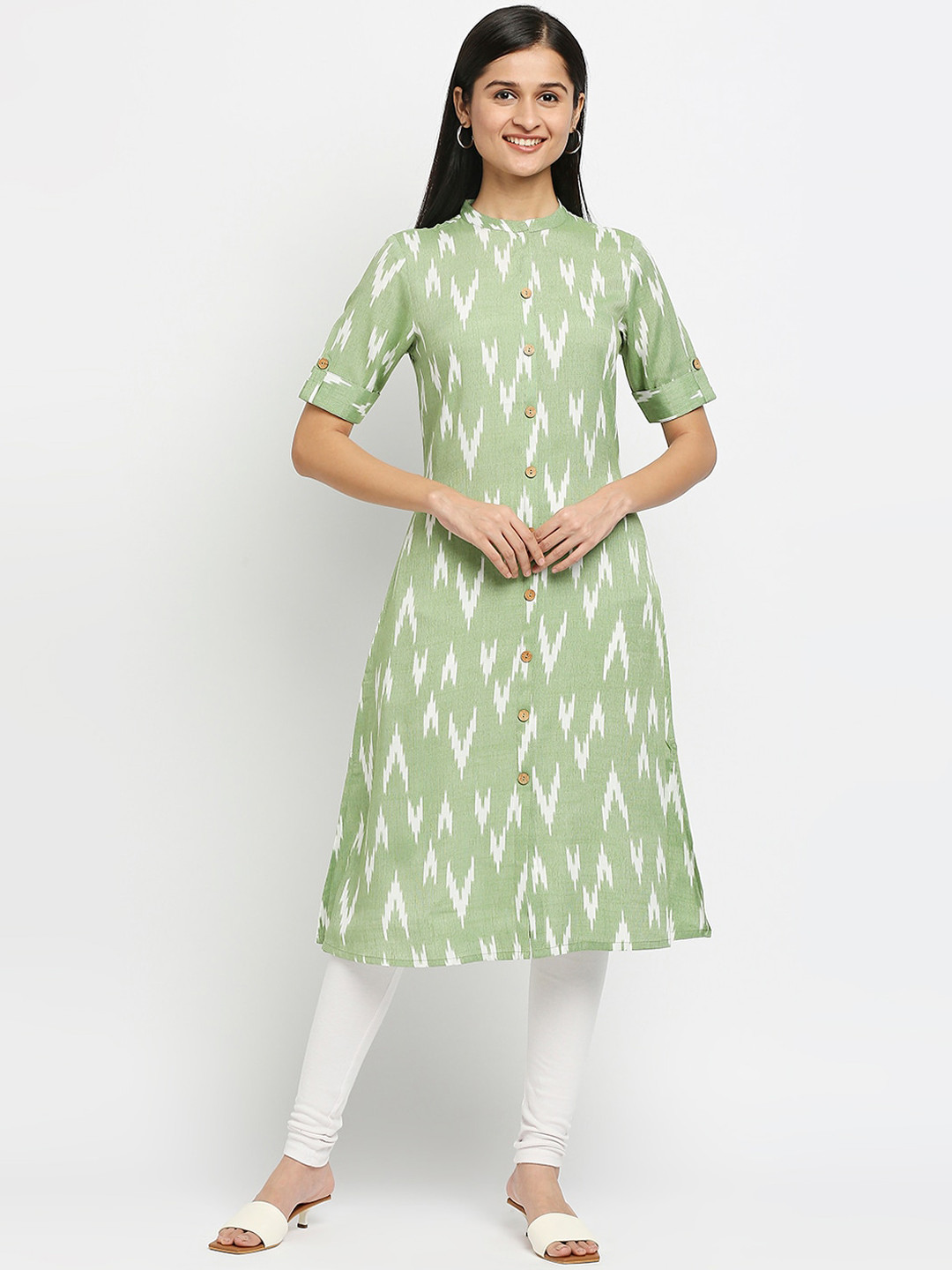 

Ethnicity Women Green Keyhole Neck Thread Work Pathani Kurta