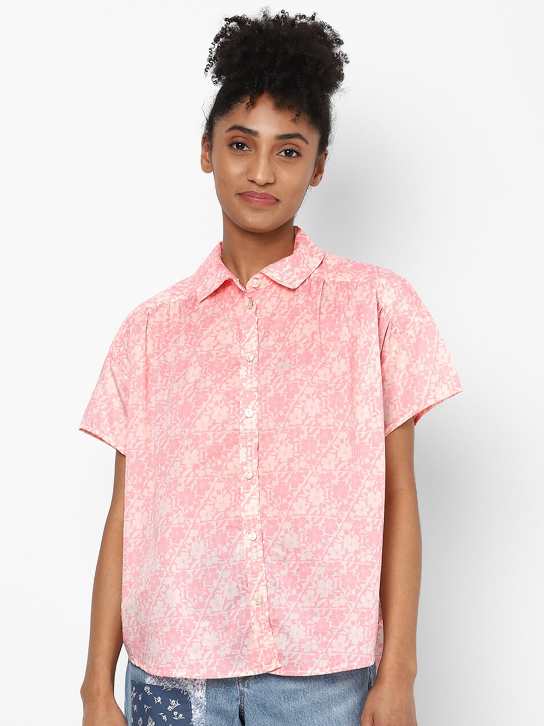 

AMERICAN EAGLE OUTFITTERS Women Pink Floral Printed Casual Shirt