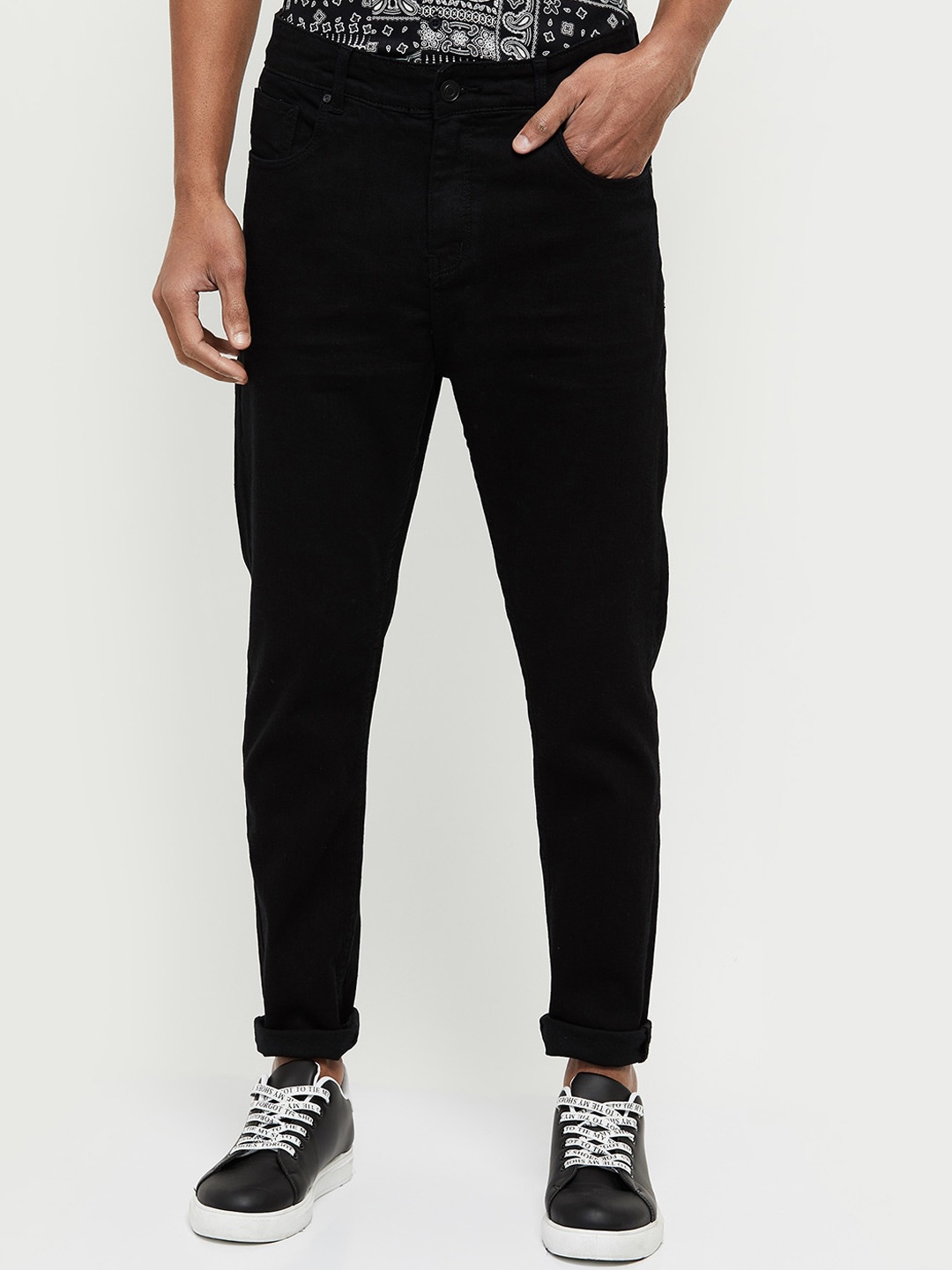 

max Men Black Jeans