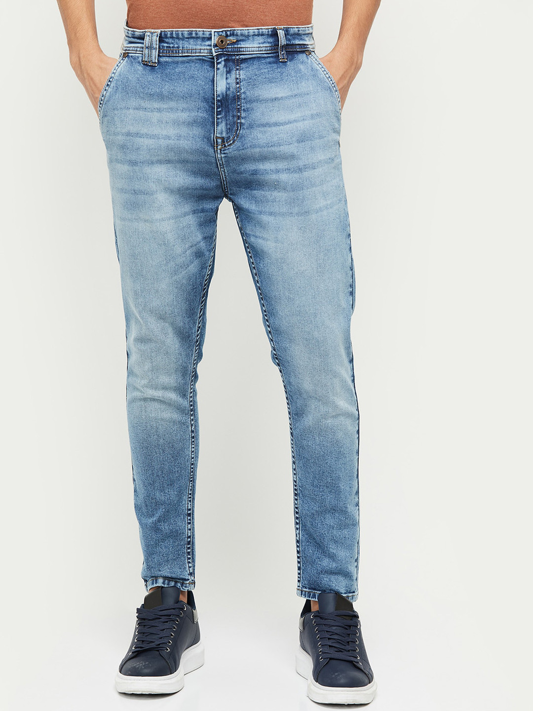 

max Men Blue Heavy Fade Jeans