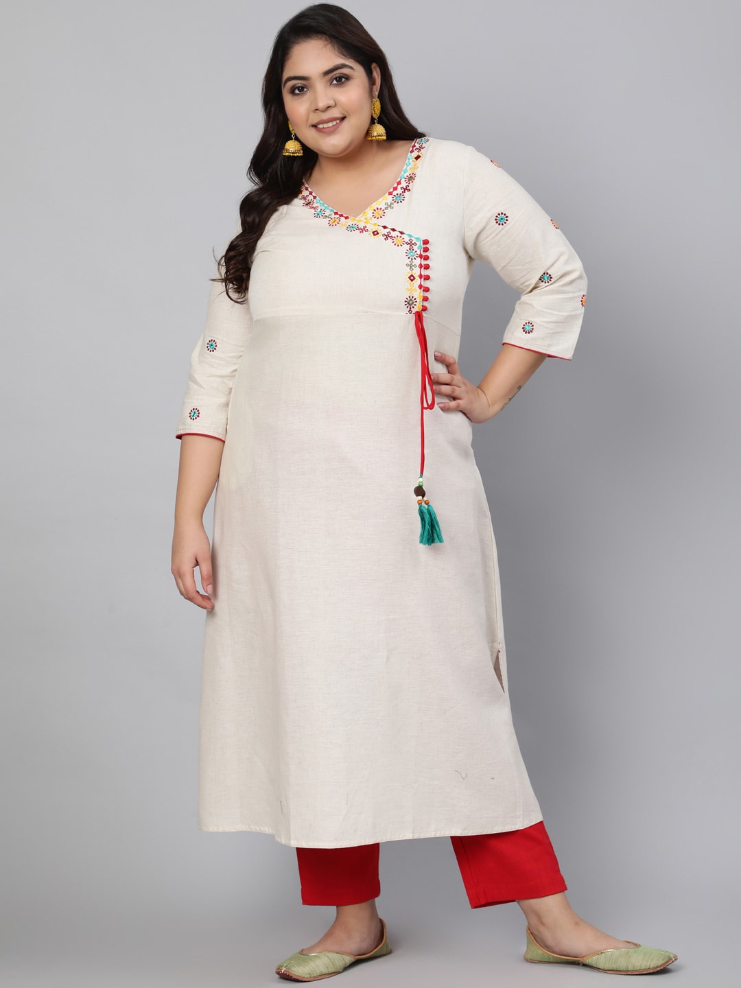 

Jaipur Kurti Women Off White Geometric Thread Work Kurta