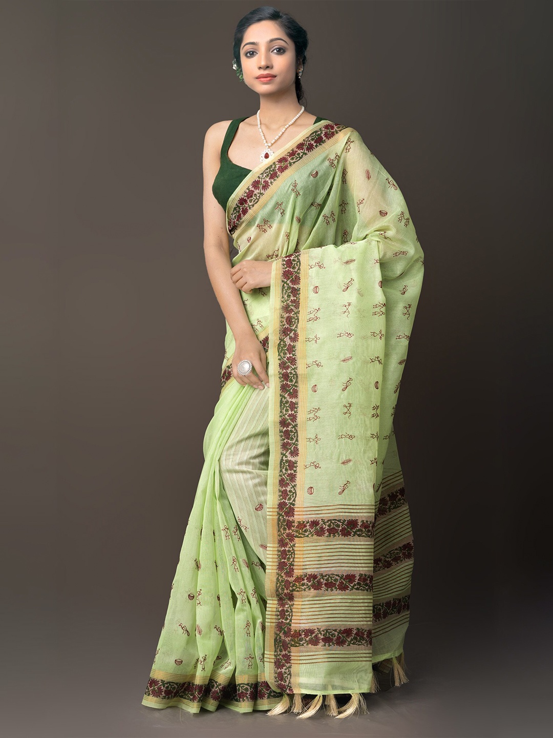 

Unnati Silks Green Woven Design Silk Cotton Banarasi Saree