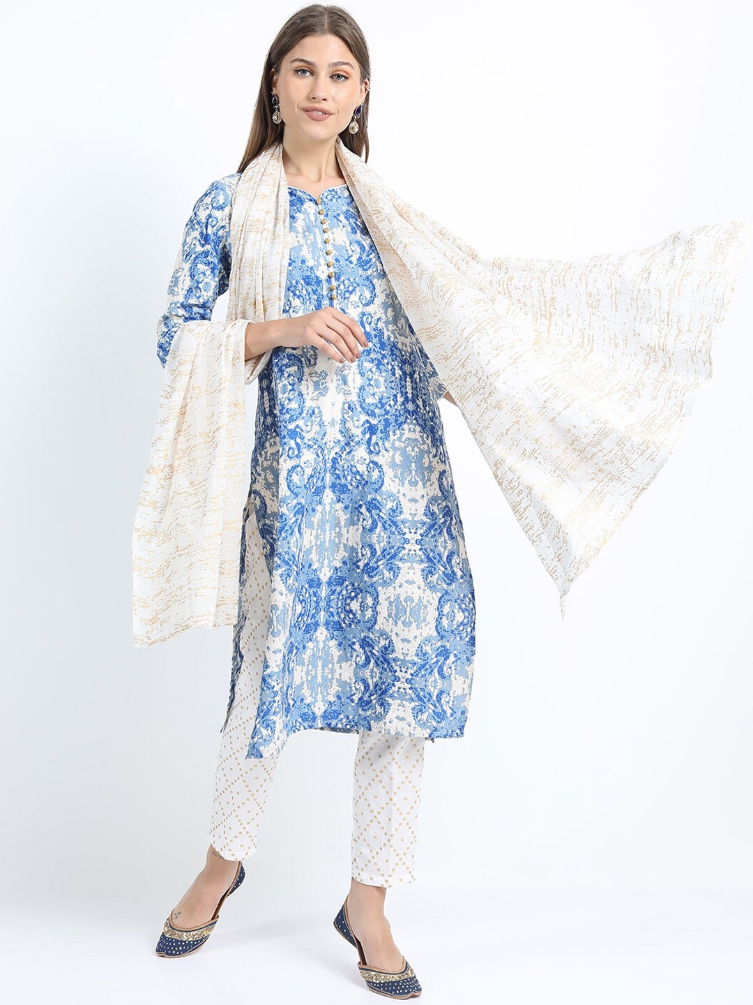

Vishudh Women Blue Floral Printed Pleated Kurti with Trousers & With Dupatta