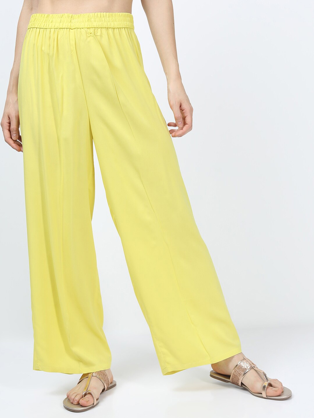 

Vishudh Women Yellow Ethnic Solid Palazzo