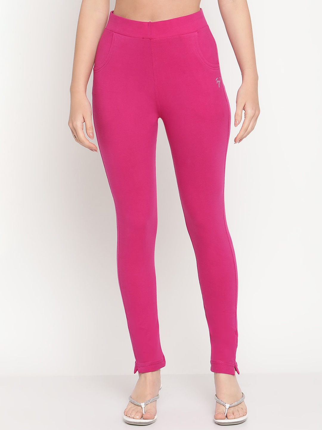 

TAG 7 Women Pink Solid Kurti Pant