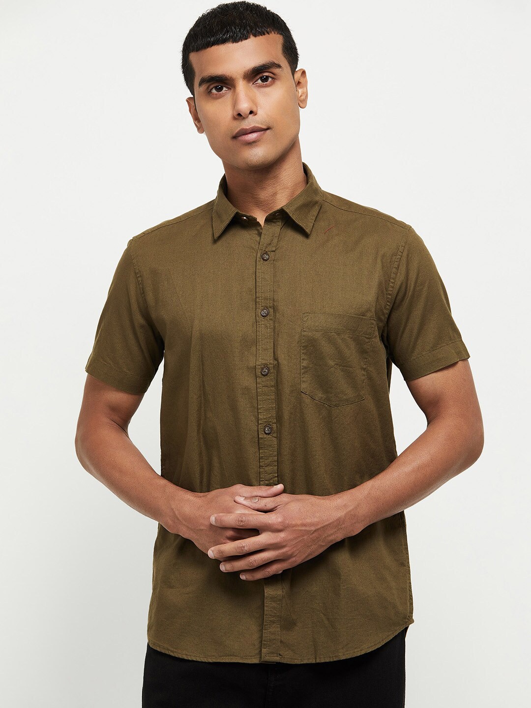 

max Men Olive Green Cotton Casual Shirt