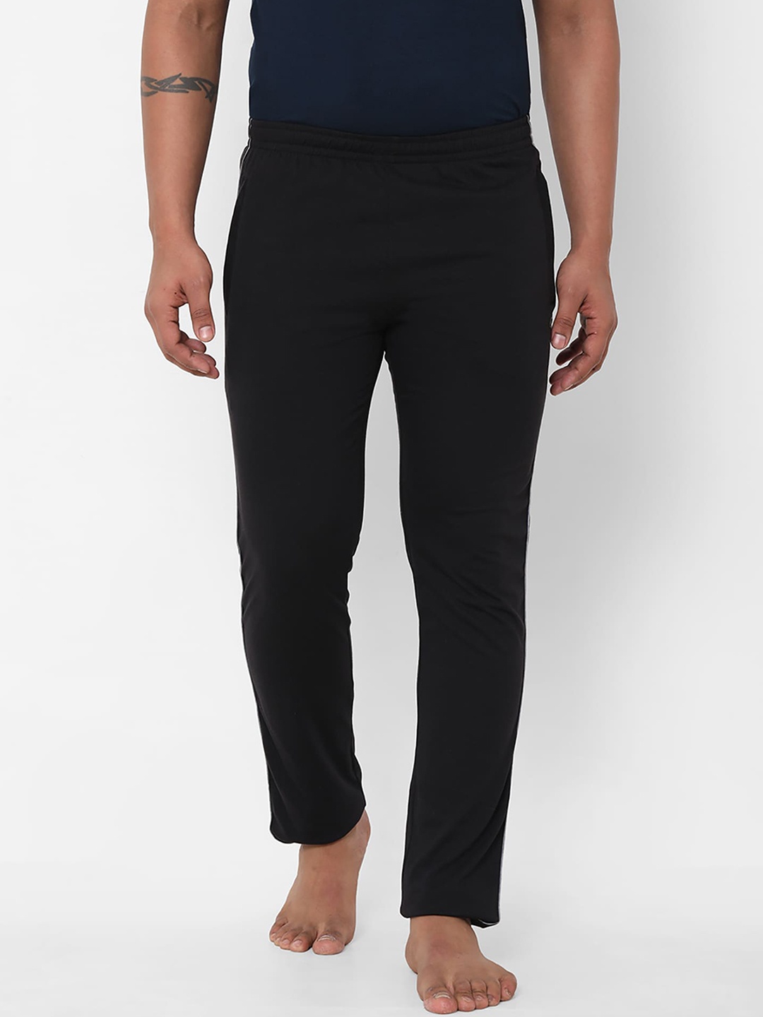 

Sweet Dreams Men Black Regular-fit Lounge Pants