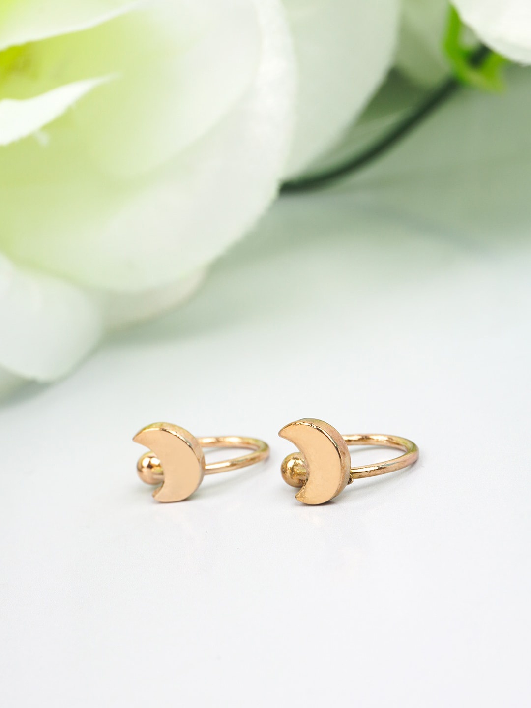 

Ferosh Gold-Toned Classic Studs Earrings