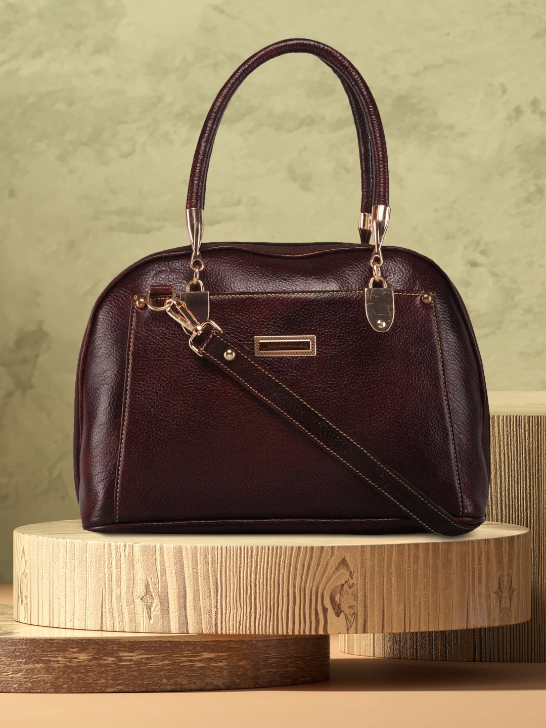 

GENWAYNE Women Brown Leather Structured Handheld Bag