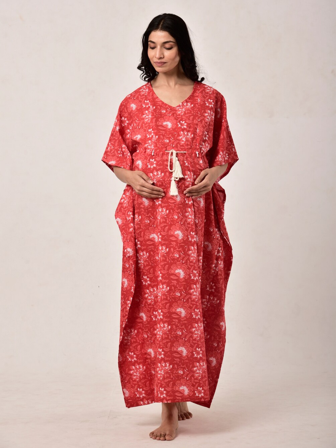 

Ikk Kudi by Seerat Red Printed Pure Cotton Maternity & Nursing Kaftan Maxi Nightdress