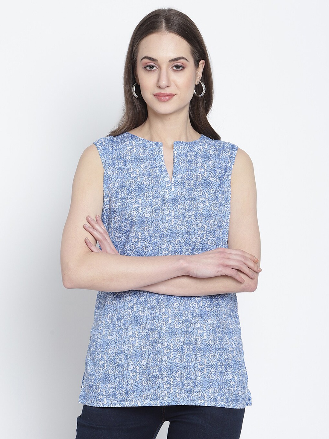 

Rute Women Blue Floral Printed Mandarin Collar Top