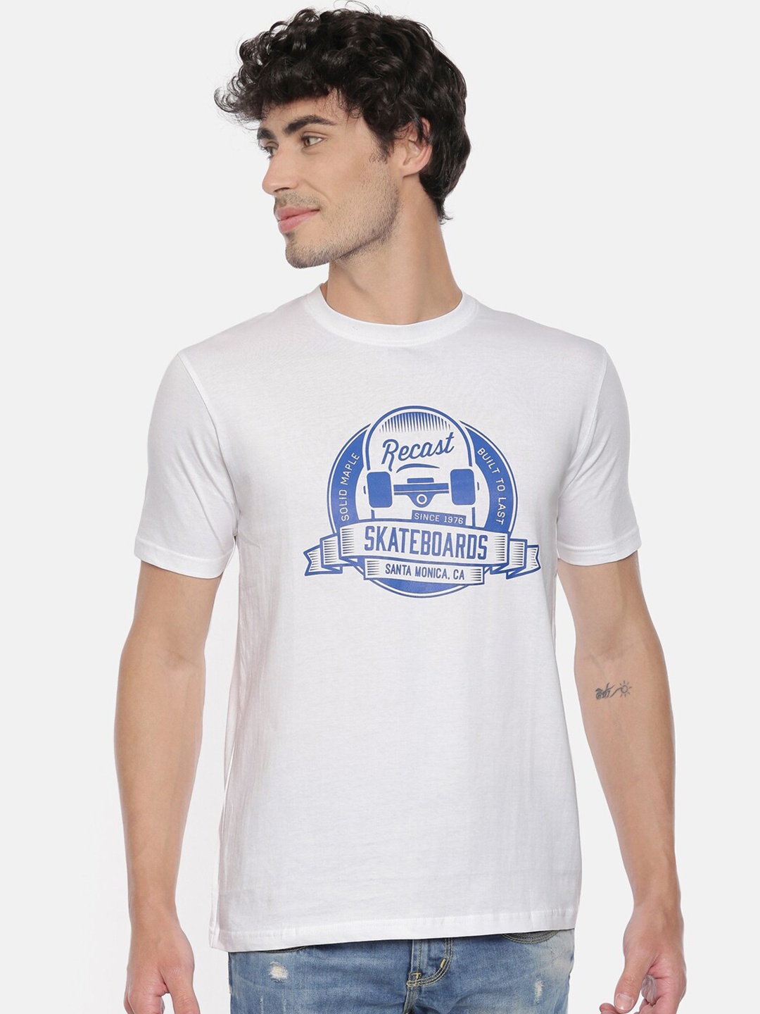 

recast Men White Typography Printed Pure Cotton Bio Finish T-shirt