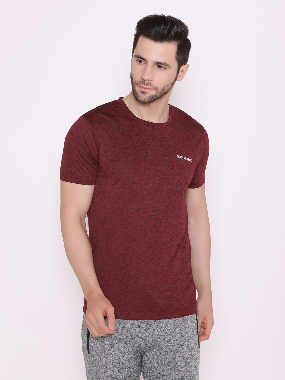 

BODYACTIVE Men Maroon Solid T-shirt