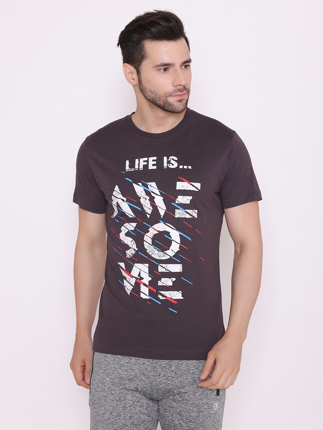 

BODYACTIVE Men Brown Typography Printed Cotton T-shirt
