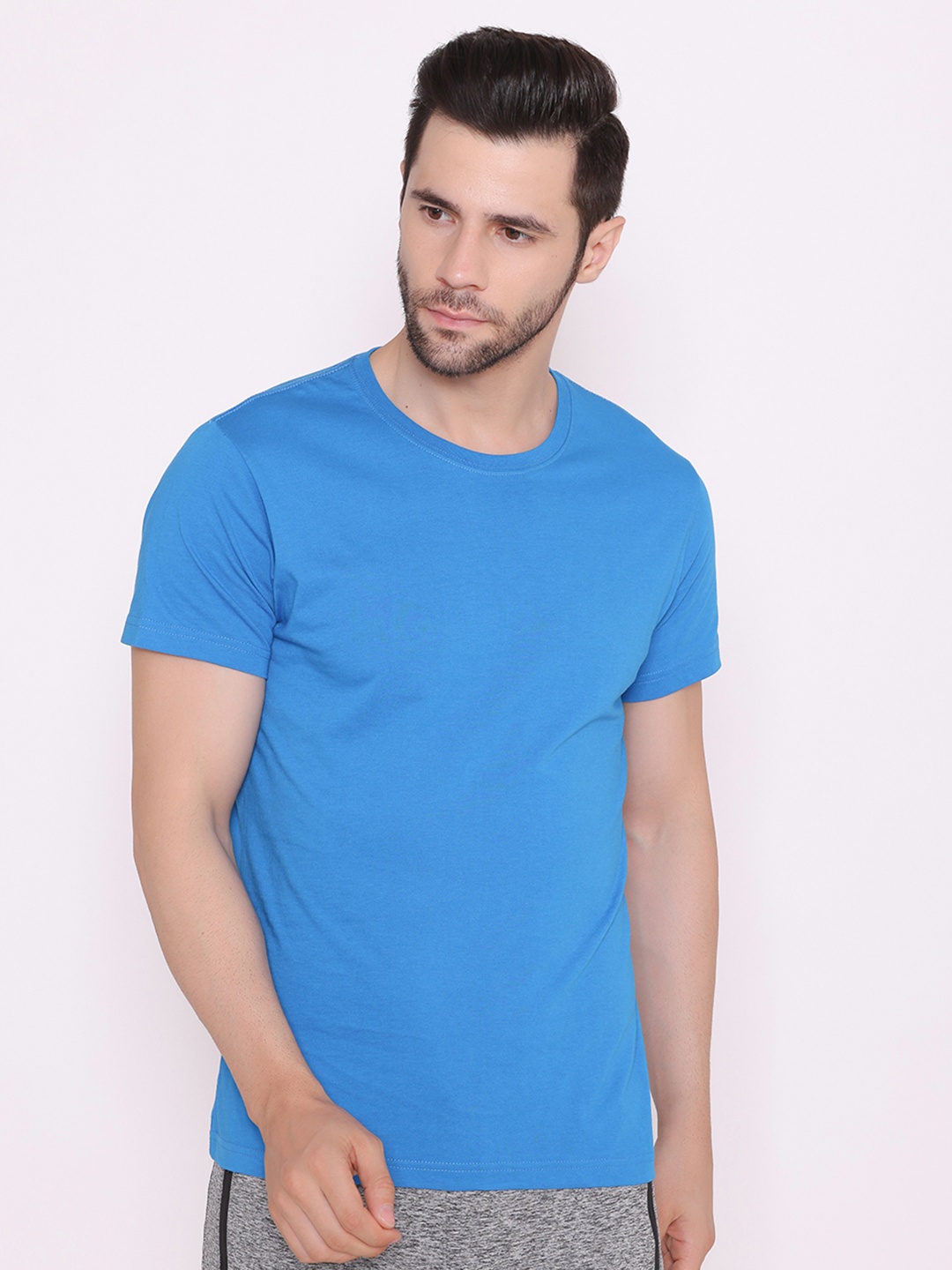 

BODYACTIVE Men Blue Solid Cotton T-shirt