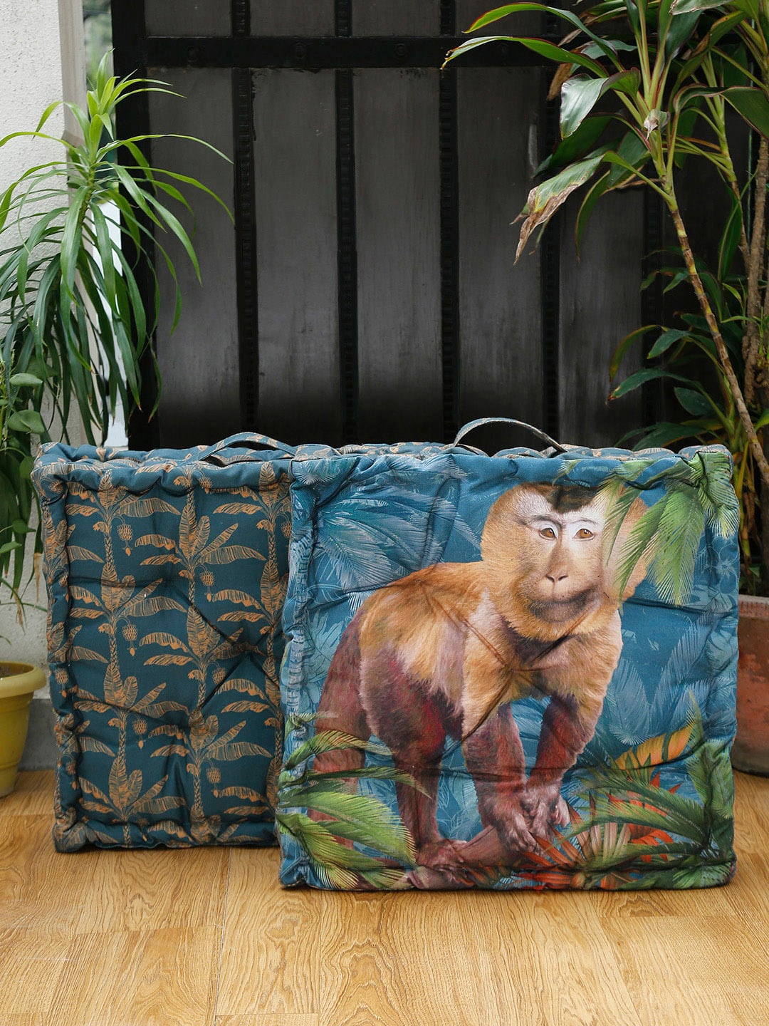

BLANC9 Blue Monkey Printed Square Floor Cushions