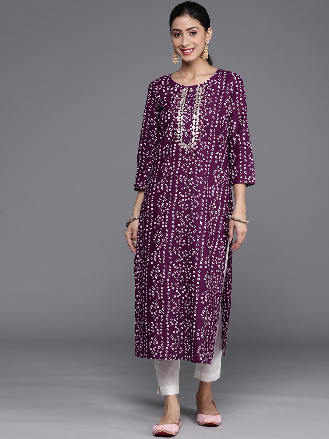 

Varanga Women Purple & White Bandhani Printed Pure Cotton Kurta