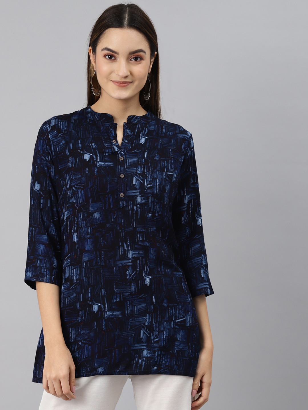 

MALHAAR Navy Blue Printed Kurti