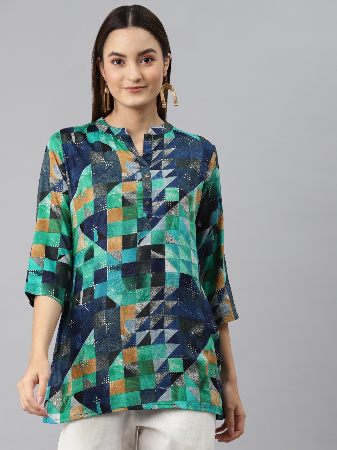 

MALHAAR Blue & Green Geometric Printed Kurti
