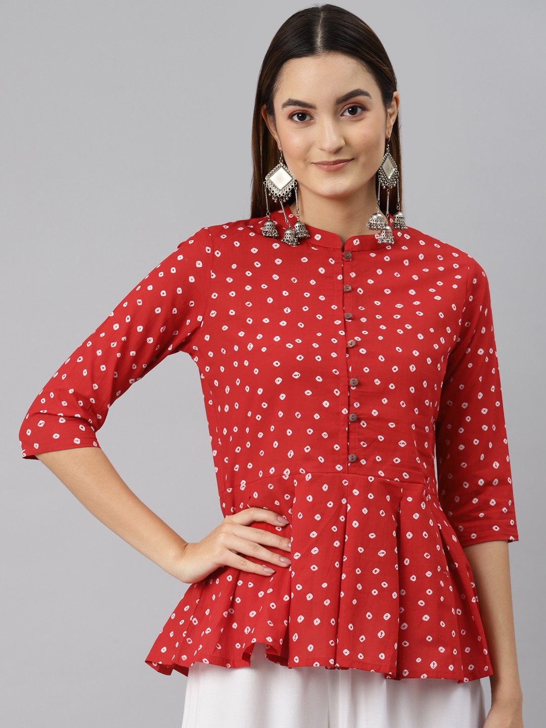

MALHAAR Red & White Bandhani Printed Pure Cotton Kurti