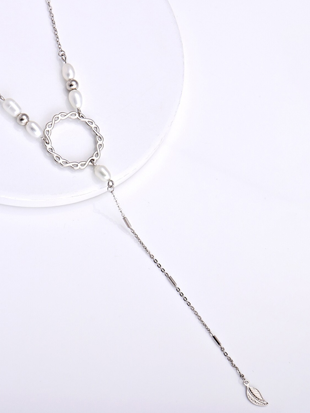 

GIVA 925 Sterling Silver Rhodium Plated Leaf Drop Necklace