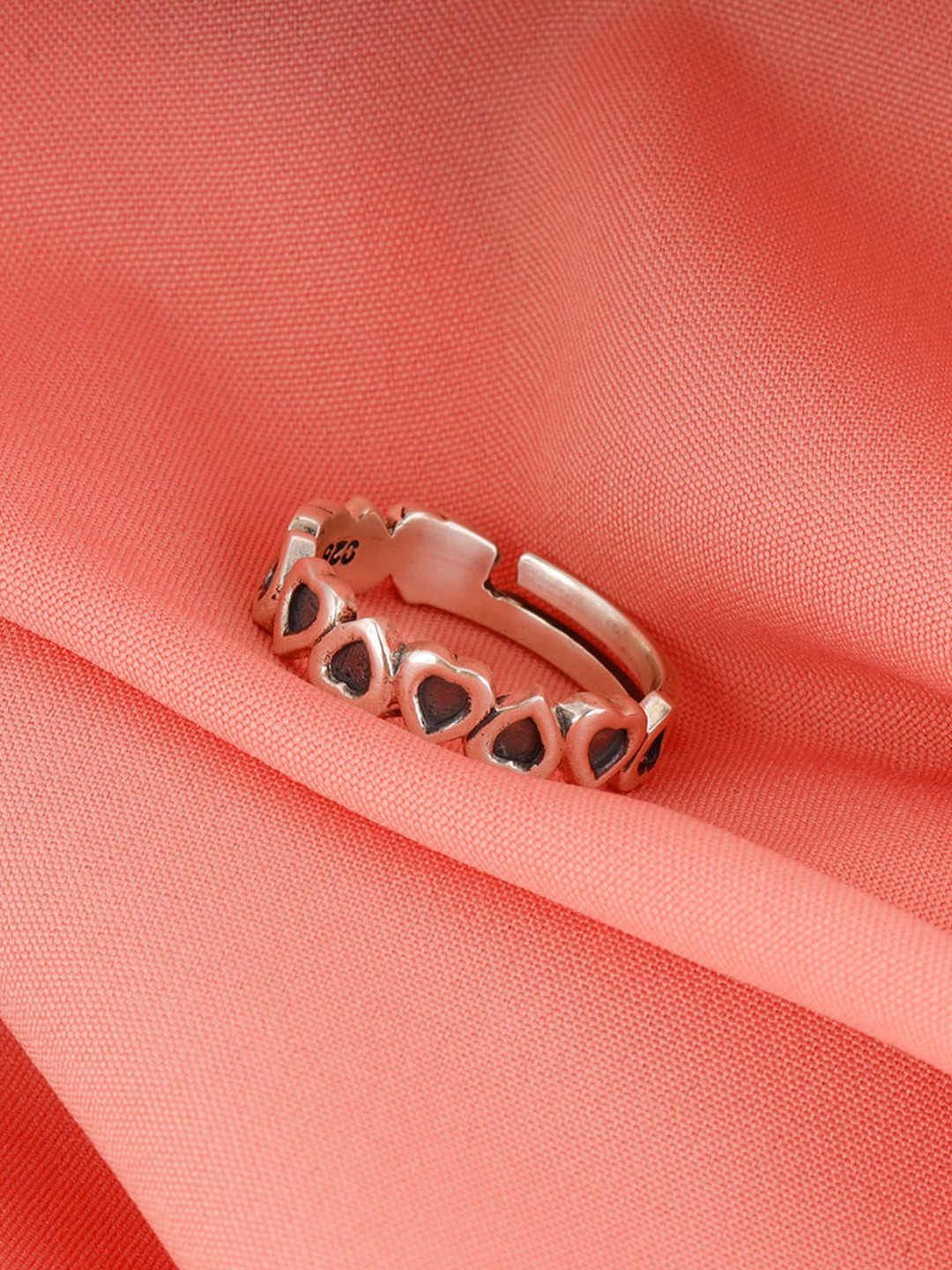 

GIVA 925 Sterling Silver Oxidised Love Story Ring