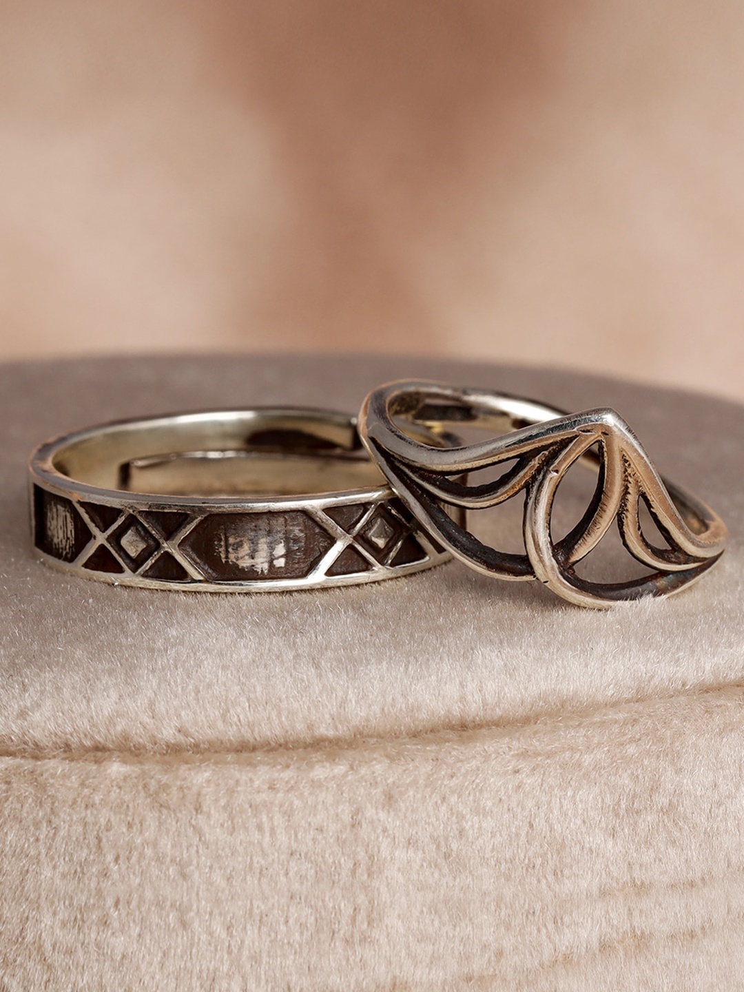 

GIVA 925 Sterling Silver Silver-Toned Forever Together Couple Bands